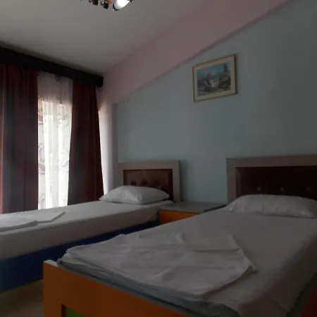 Damian 2* Sarandë